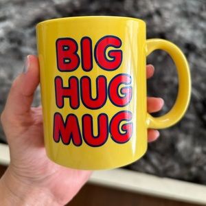 💛 Big Hug Mug